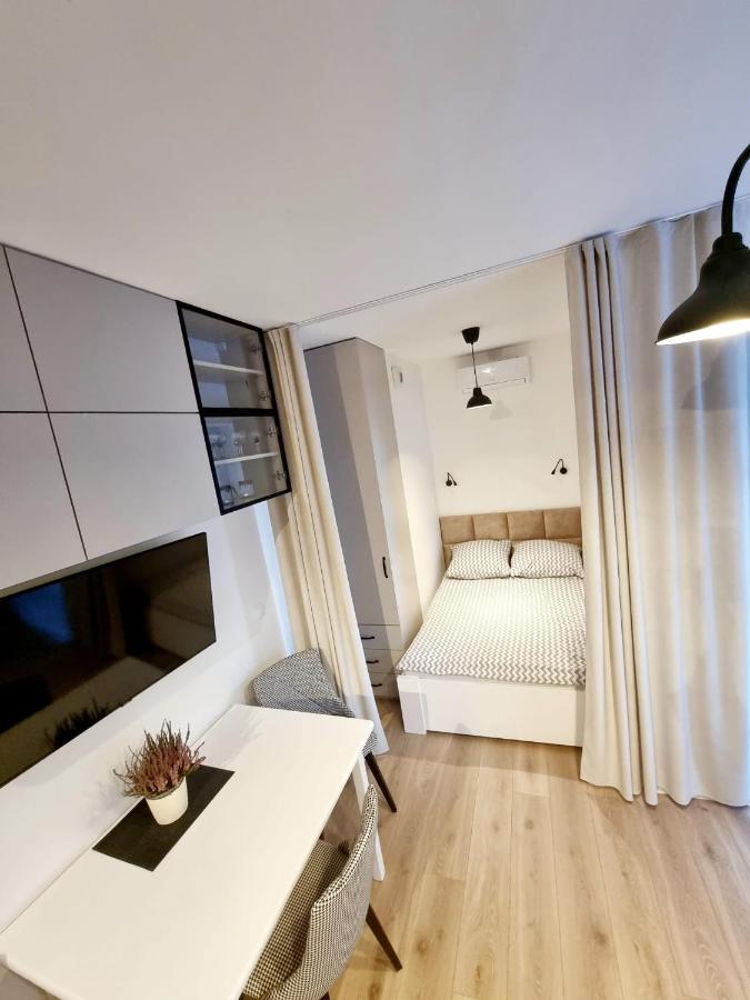 Doki Living Apartament 55 Gdansk Exterior photo