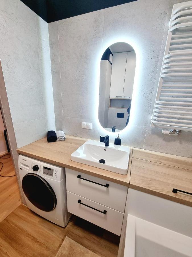 Doki Living Apartament 55 Gdansk Exterior photo
