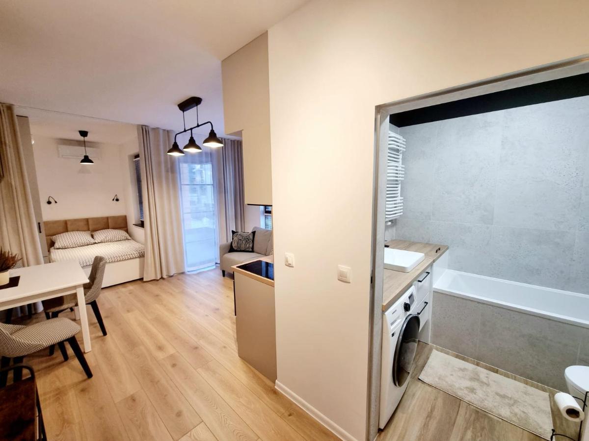 Doki Living Apartament 55 Gdansk Exterior photo