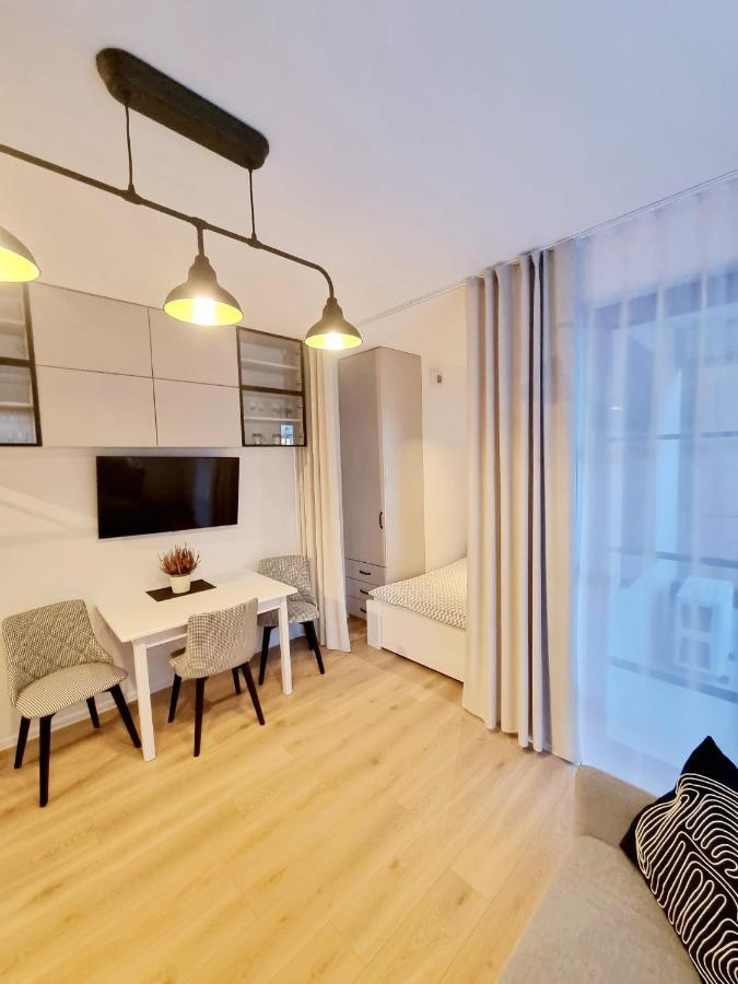 Doki Living Apartament 55 Gdansk Exterior photo